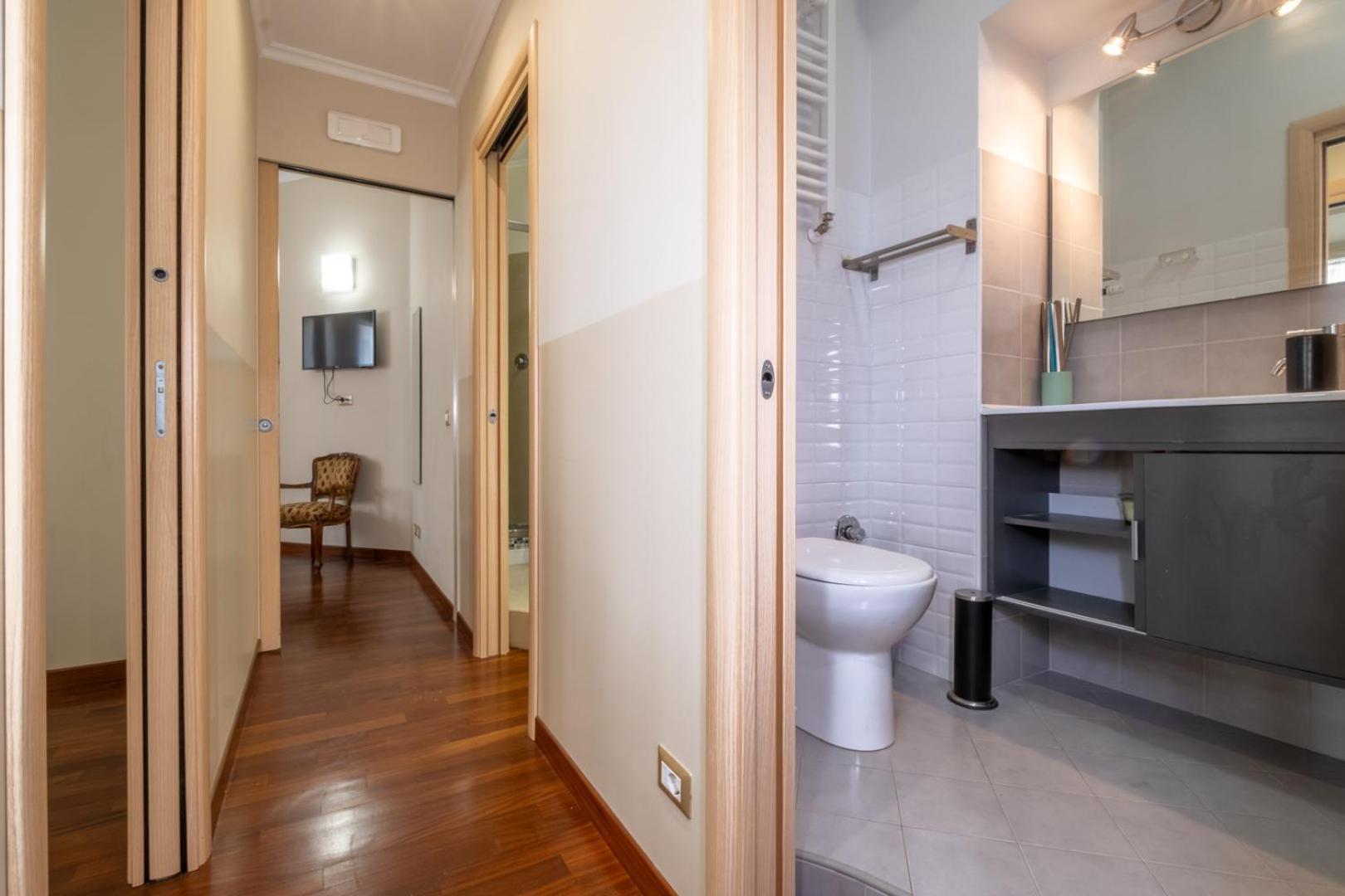 Trevi Fountain Big Apartment Appartamento