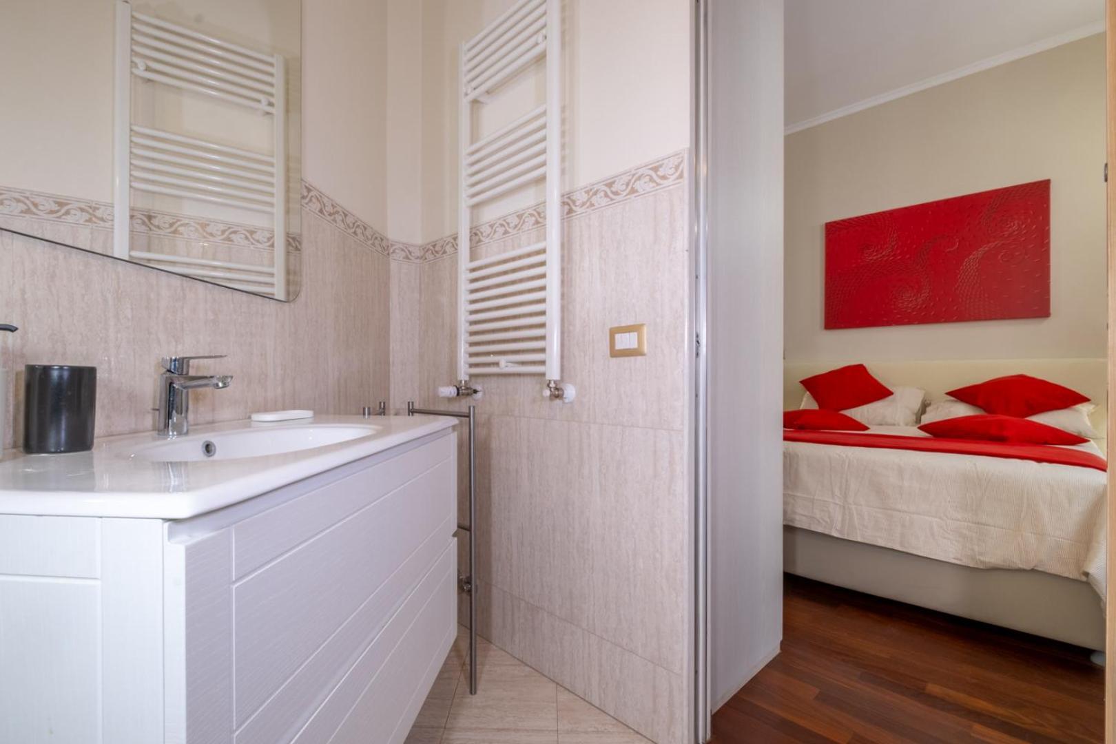 Trevi Fountain Big Apartment Appartamento Roma